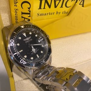 NWT Invicta Pro Diver Watch 8932